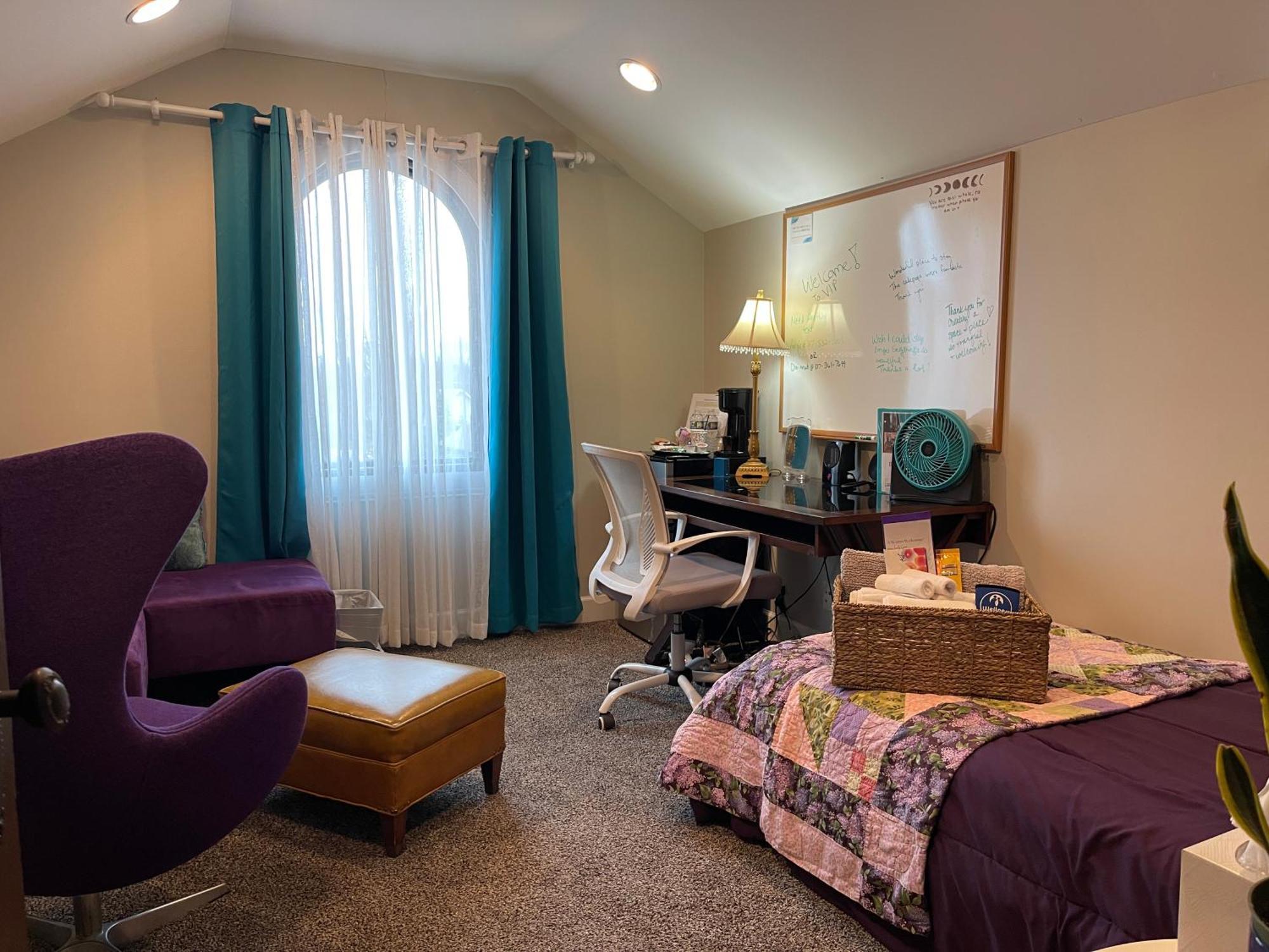 Vip Suites For Business Women, Nurses, College Moms Traveling To インディアナポリス エクステリア 写真